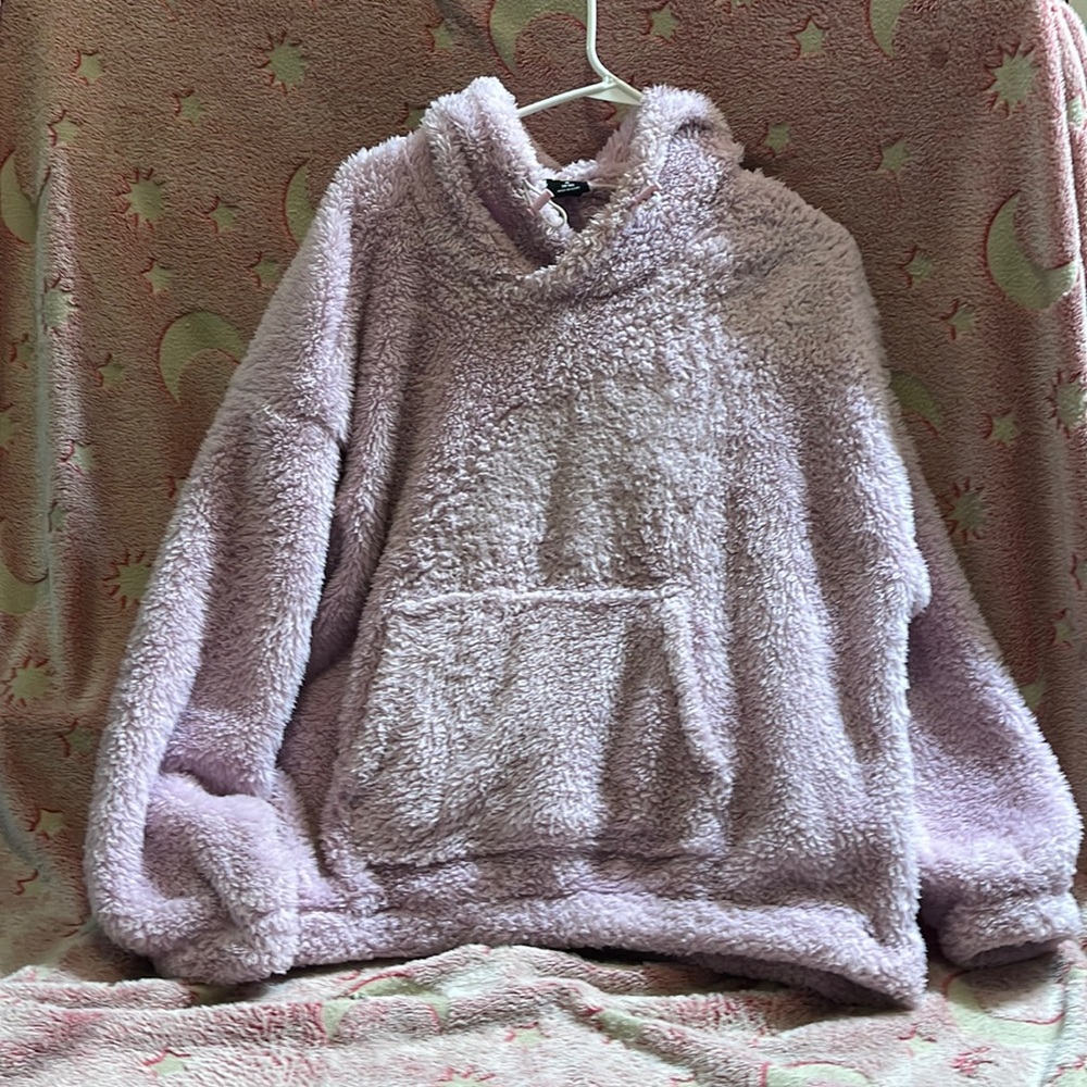 Athletic Works Fluffy pink sweatshirt with small drawstrings
